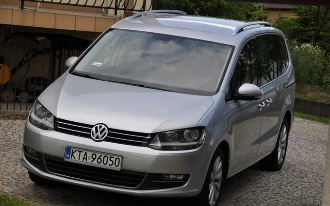 Volkswagen Sharan cena 43900 przebieg: 266000, rok produkcji 2010 z Tarnów małe 704